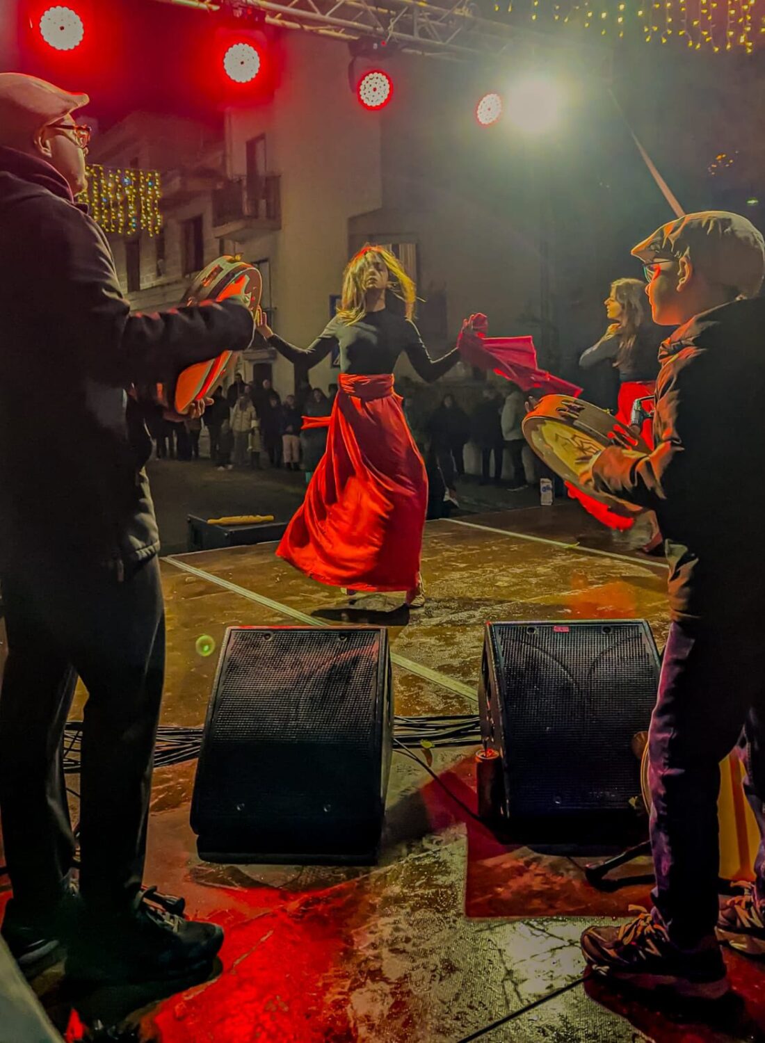 Li Spizzicusi durante una festa di piazza